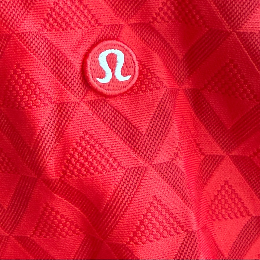 Lululemon Textured Mesh Tennis Tank Top XL Red  Medium Support B/C Cup New - Picture 4 of 7